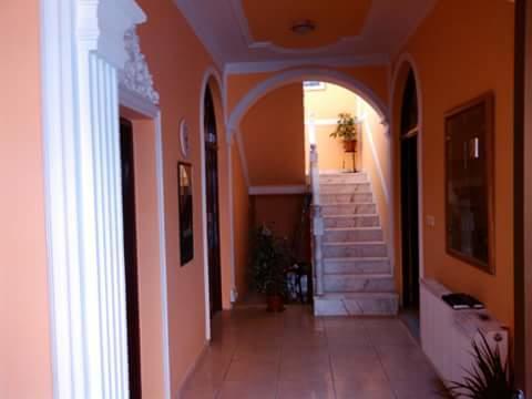Guest House Cane Smestaj เบลา เซิร์ควา ภายนอก รูปภาพ